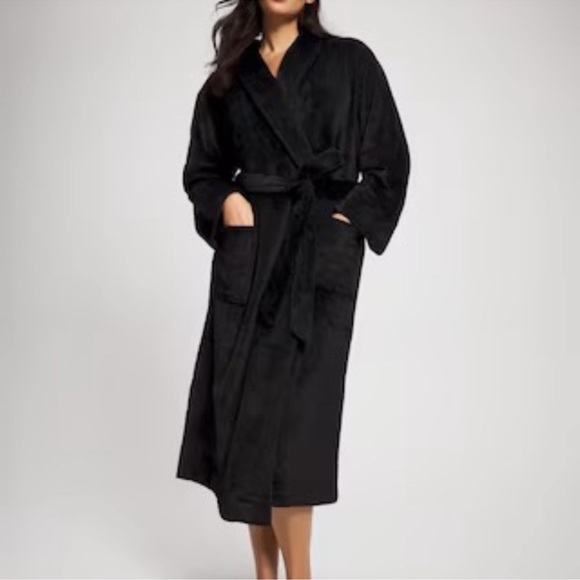 Soma Other - SOMA Embraceable Plush Long Robe Black S / M A415 &416